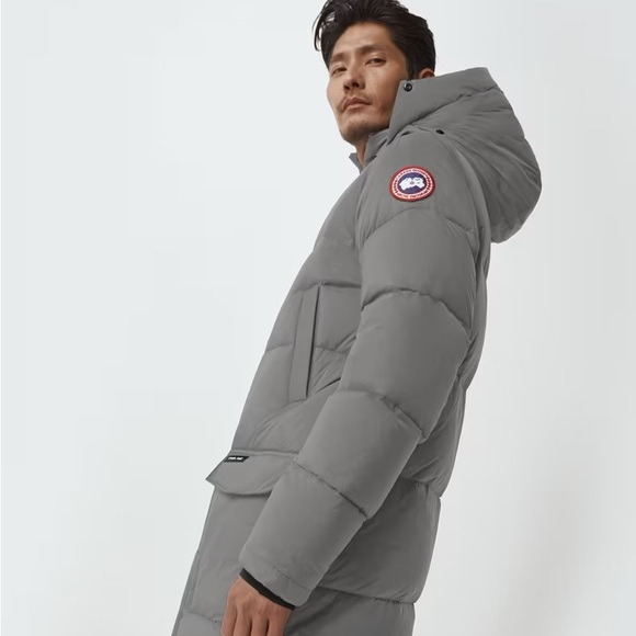 Men’s Canada Goose Armstrong Parka. Boulder Grey. Size small. - Picture 7 of 7